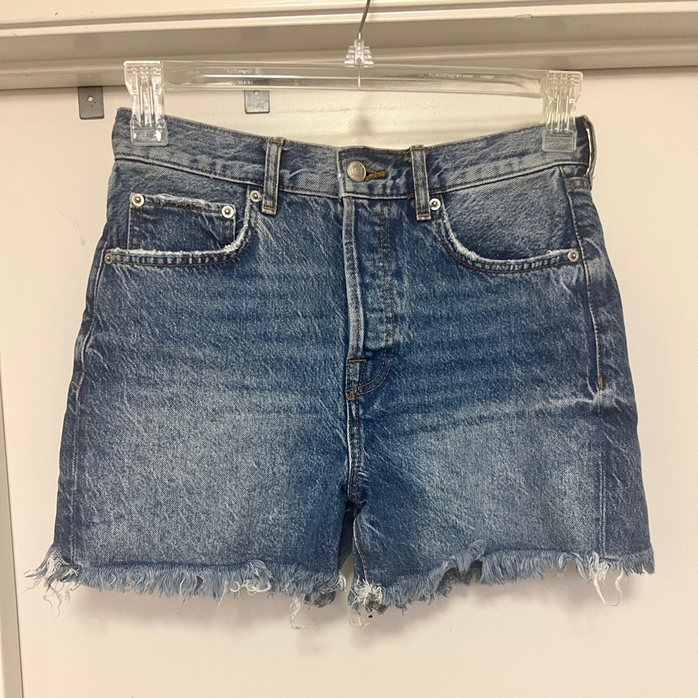 Zara Medium Wash Frayed Hem Denim Shorts